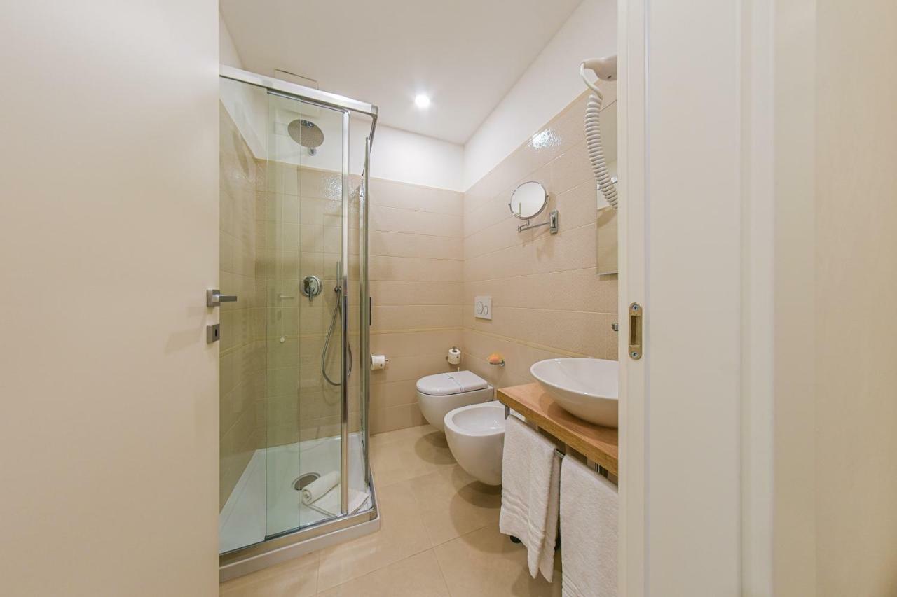B&B H68 Alassio Exterior foto